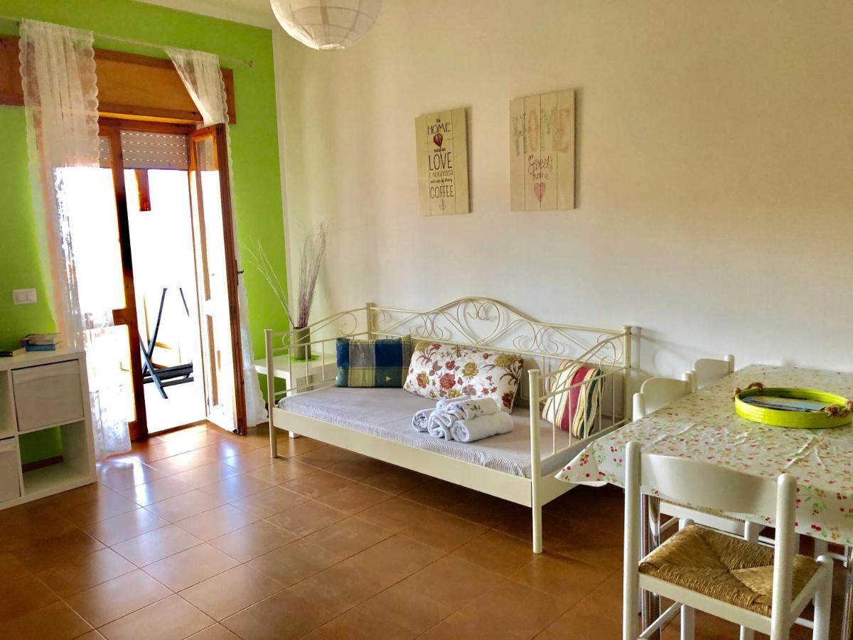 קאסטלסארדו Apartament Lucia 150Mt From Beach מראה חיצוני תמונה