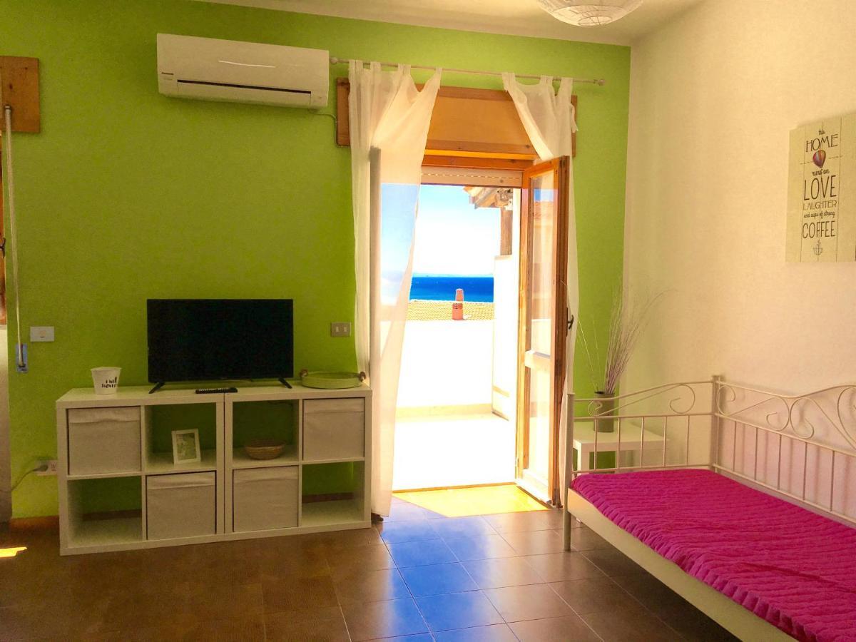קאסטלסארדו Apartament Lucia 150Mt From Beach מראה חיצוני תמונה